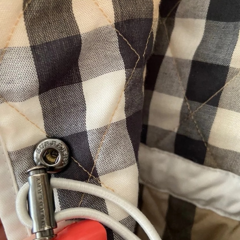 Burberry quilted nova jacket - Picture 10 of 12